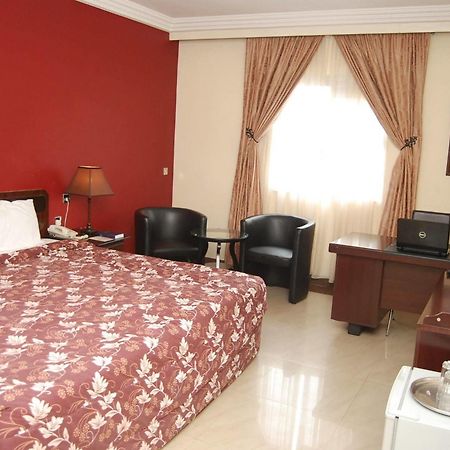 Agura Hotel Abuja Eksteriør billede