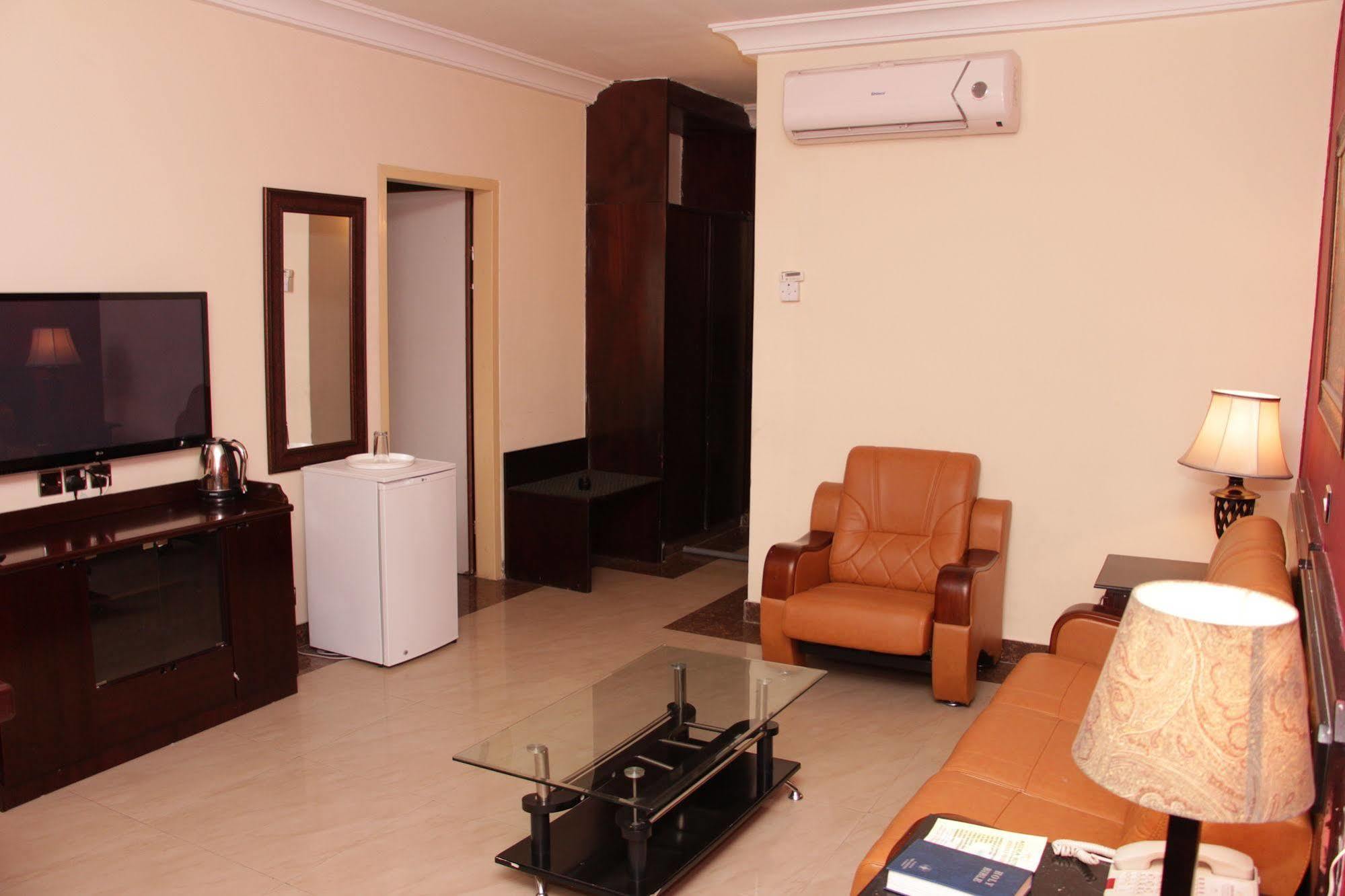 Agura Hotel Abuja Eksteriør billede